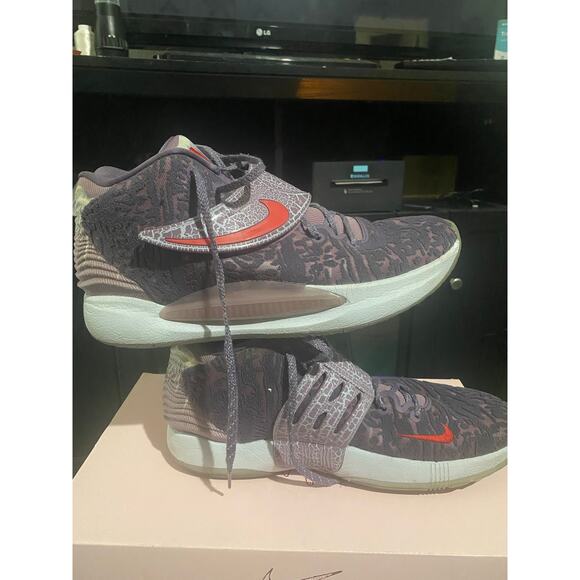 Nike KD 14 Valentines Day Size 12 - Picture 3 of 8